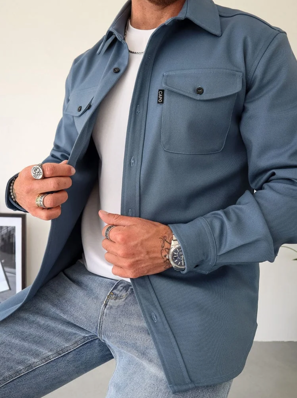 Moderna Camicia da Uomo Con Taglio su Misura E Tonalità Neutre