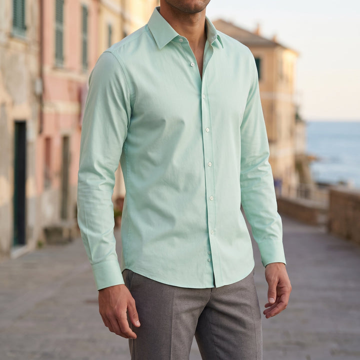 Camicia da Uomo Slim Fit con Colletto Appuntito e Polsini Abbottonati