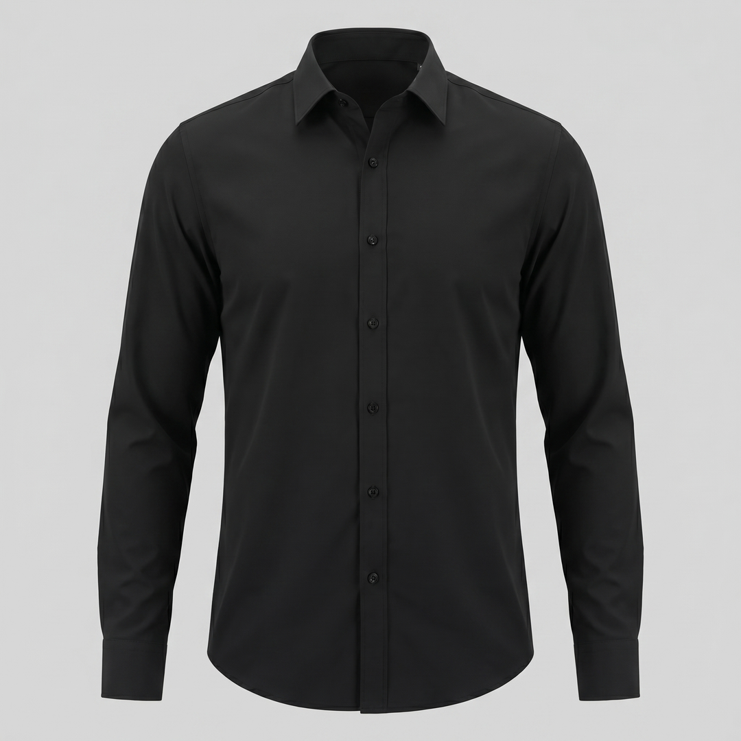 Dettaglio del colletto appuntito della camicia