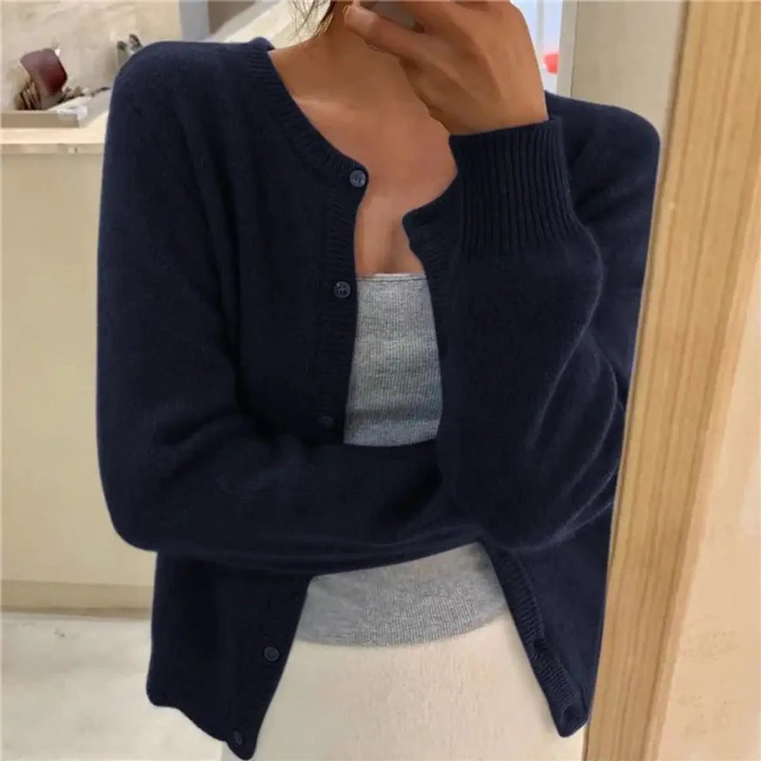 Cardigan a maglia con chiusura a bottoni frontale e collo tondo