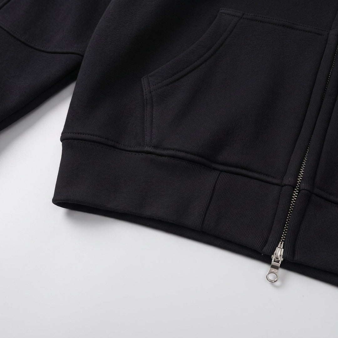 Vista posteriore del cardigan con cappuccio da uomo