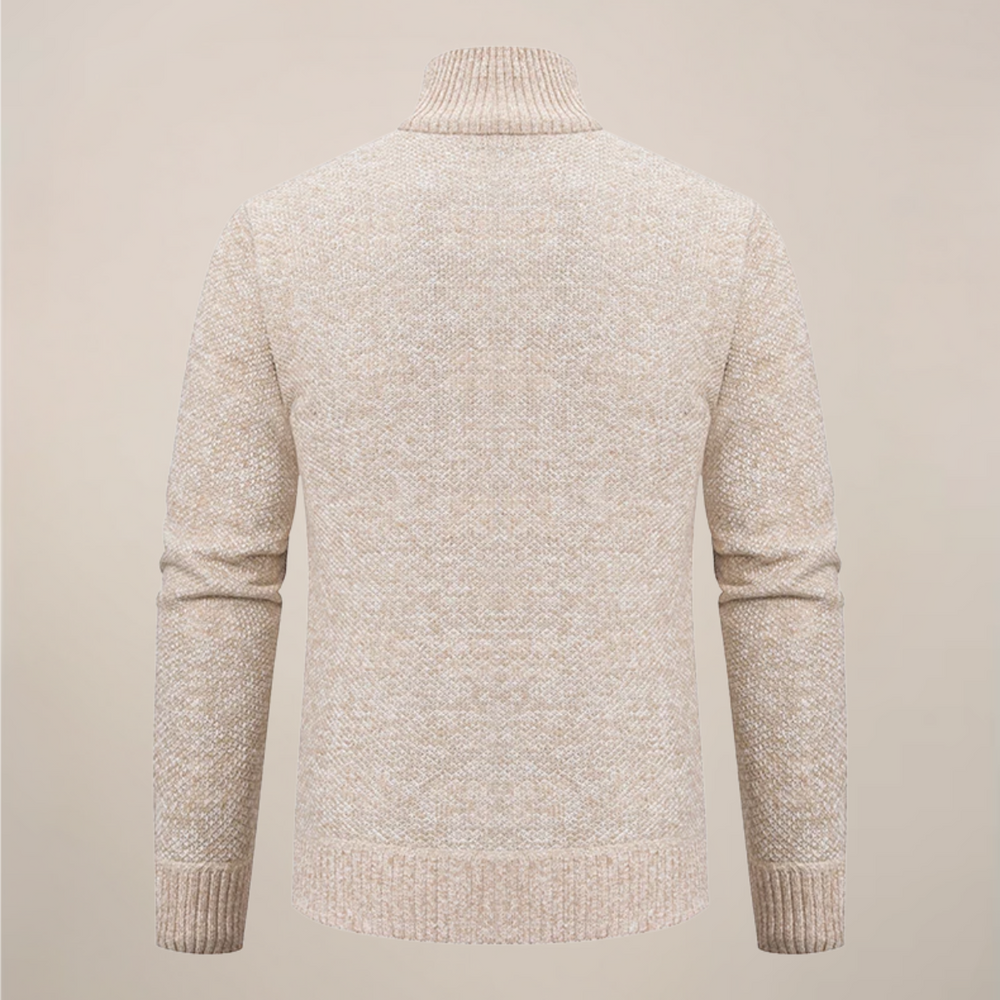 Dettaglio del colletto alla coreana e della zip del cardigan