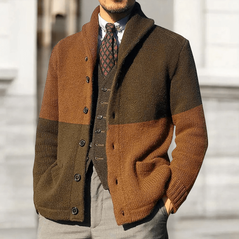 Cardigan da uomo con chiusura a bottoni, inquadratura ravvicinata