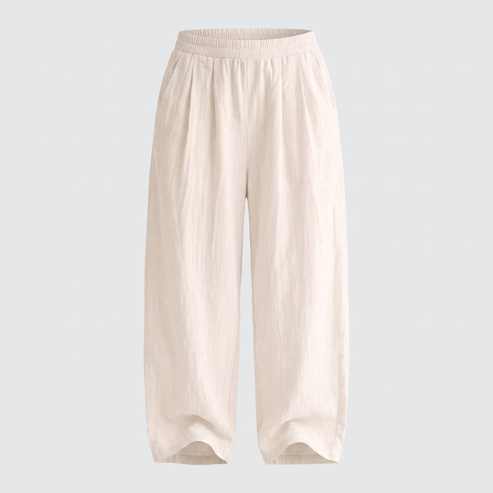 Pantalone palazzo indossato in posizione eretta, vista intera