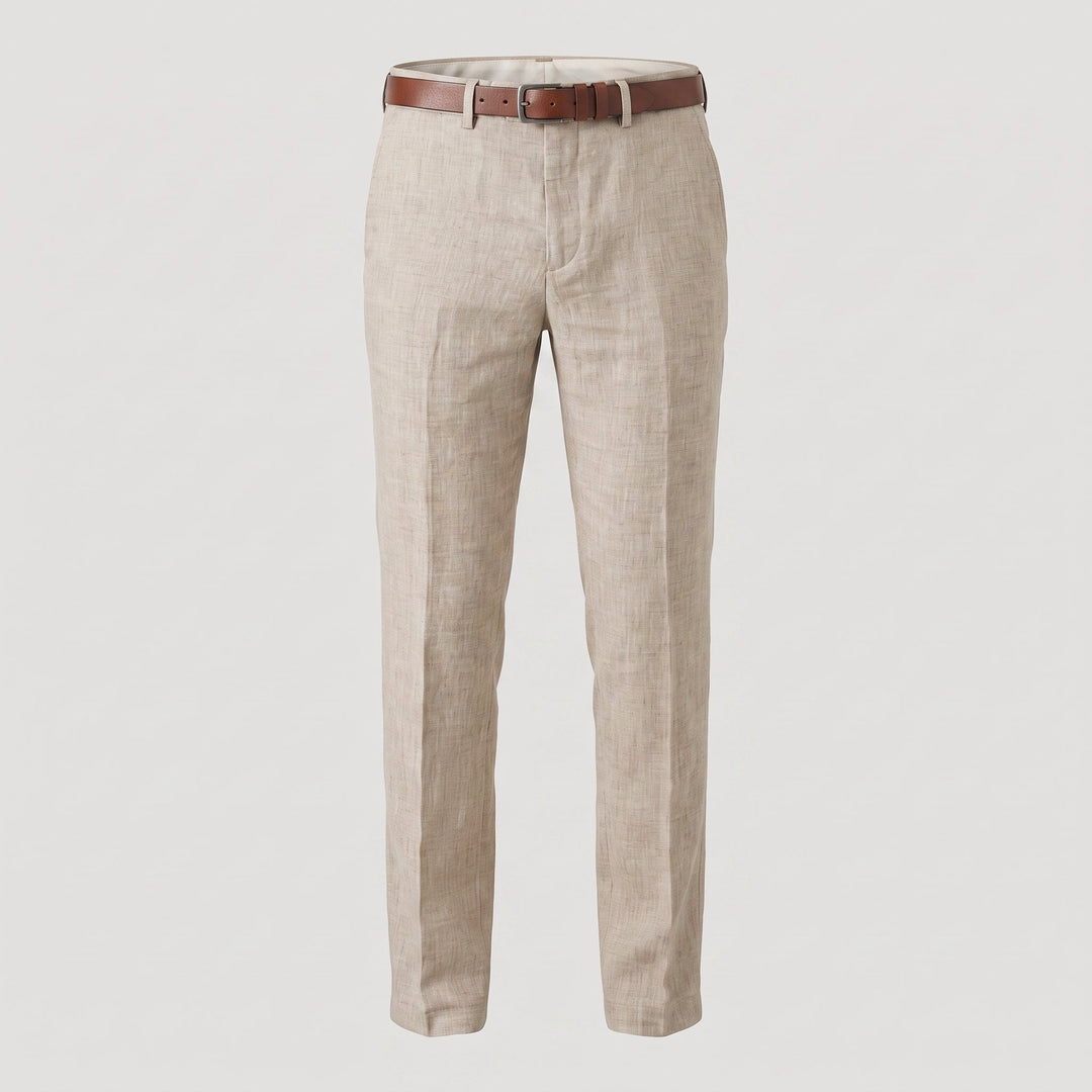 Dettaglio della vita strutturata del pantalone da uomo