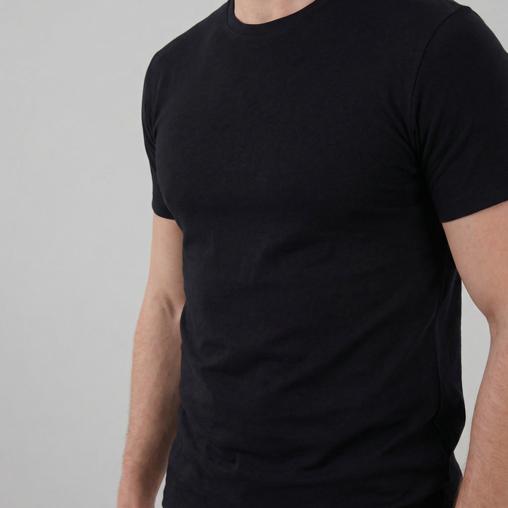 T-Shirt da Uomo con Silhouette Slim e Scollo Rotondo