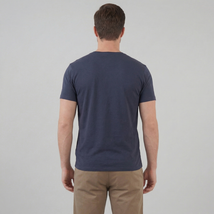 T-Shirt da Uomo con Silhouette Slim e Scollo Rotondo