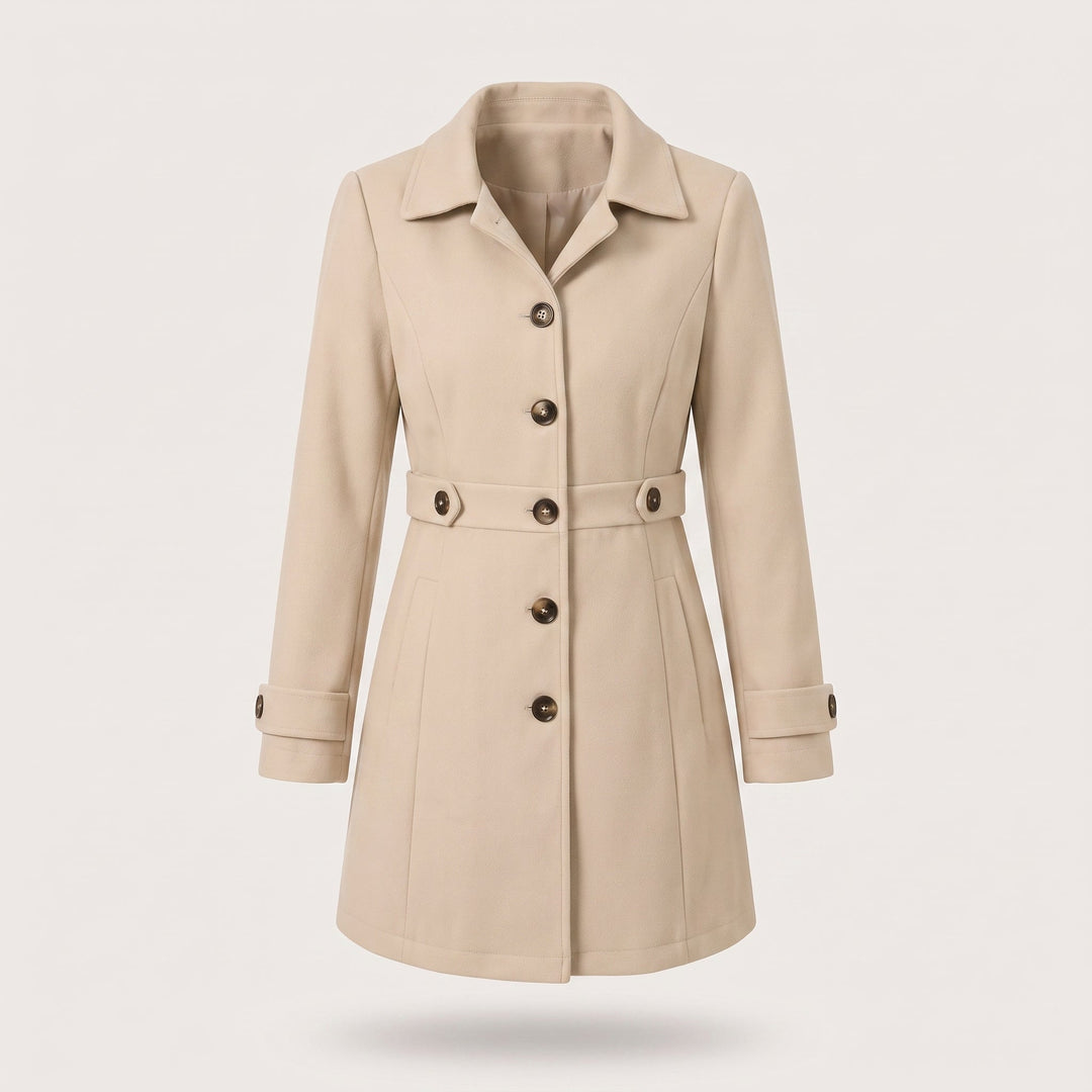 Dettaglio del collo a revers del cappotto trench